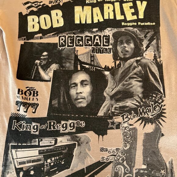 🌸4/$20🌸 Bob Marley V-Neck T-Shirt - Picture 1 of 9